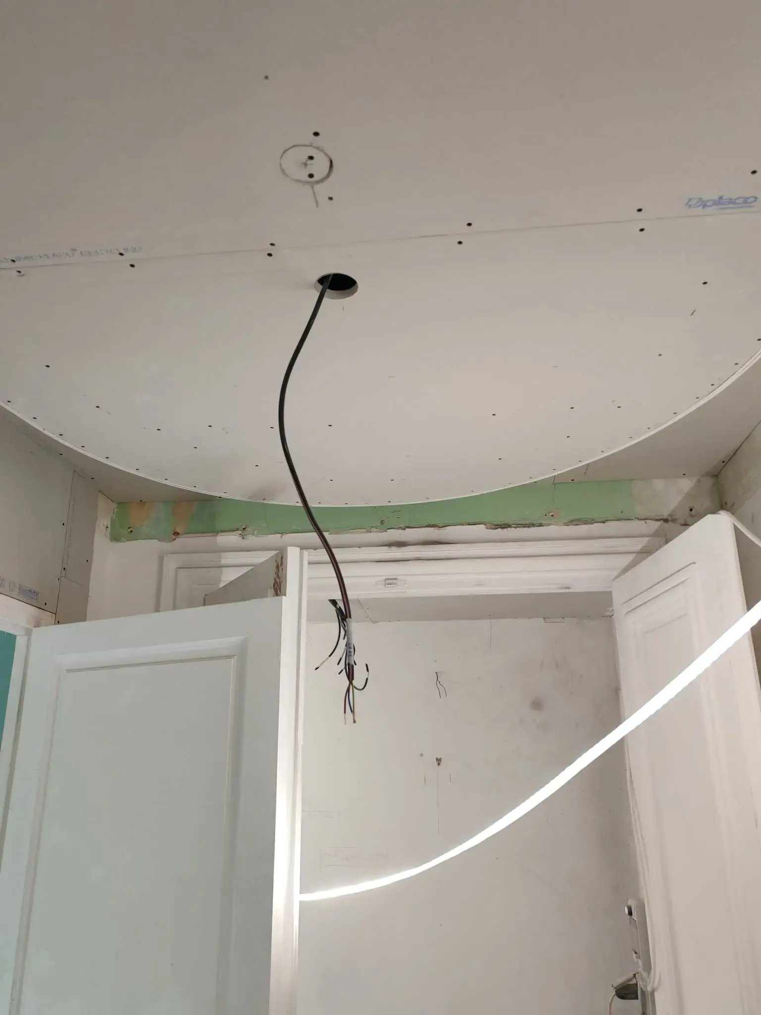 Rénovation intérieure d'appartement, doublage, cloison et faux plafond