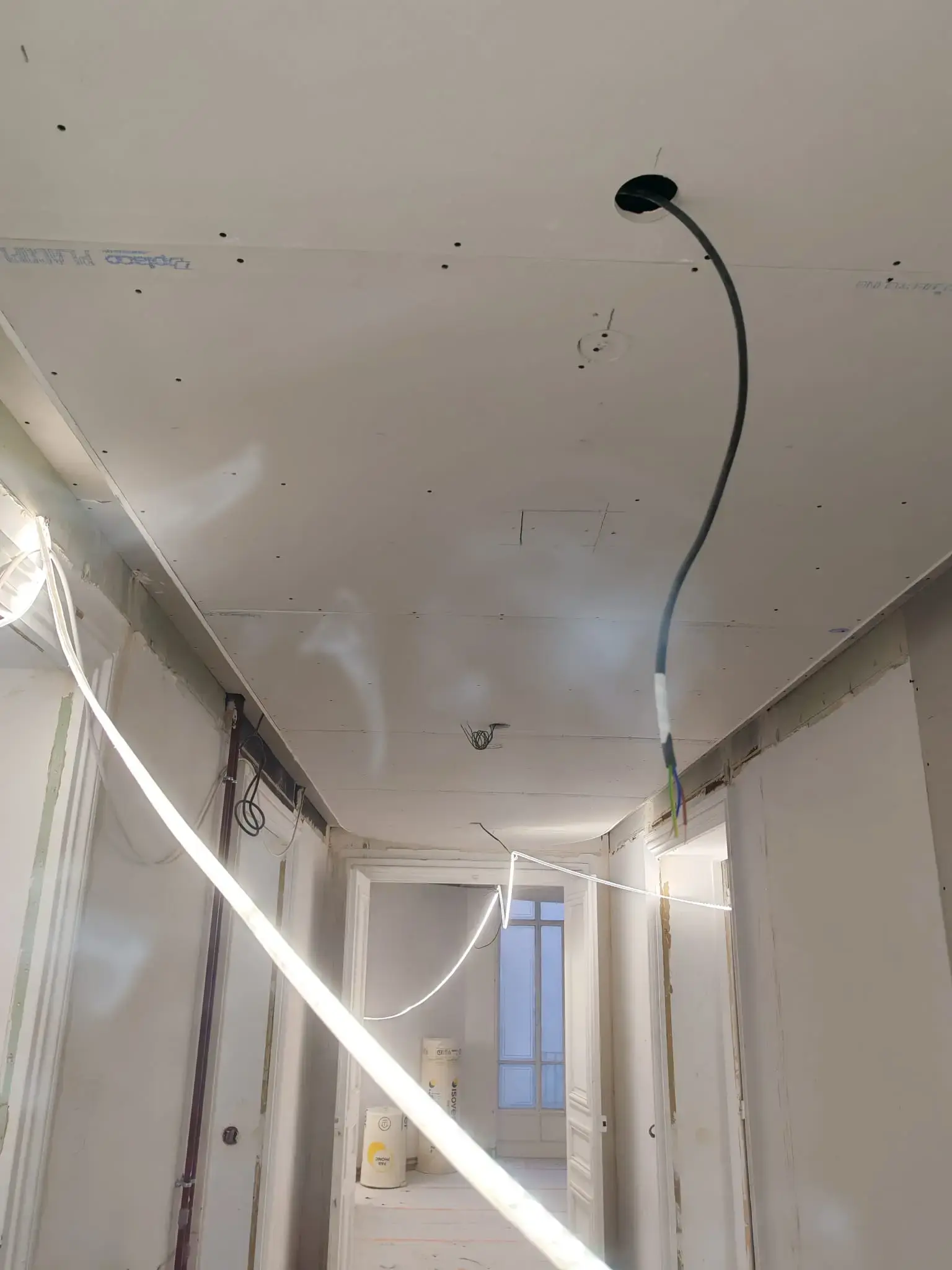 Rénovation intérieure d'appartement, doublage, cloison et faux plafond