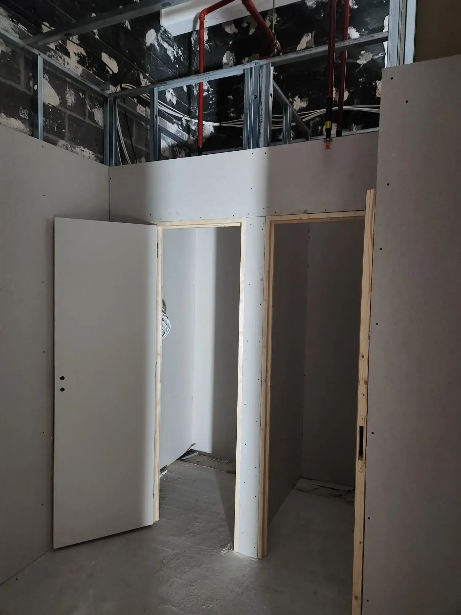 Rénovation de locaux, doublage, cloison et faux plafond