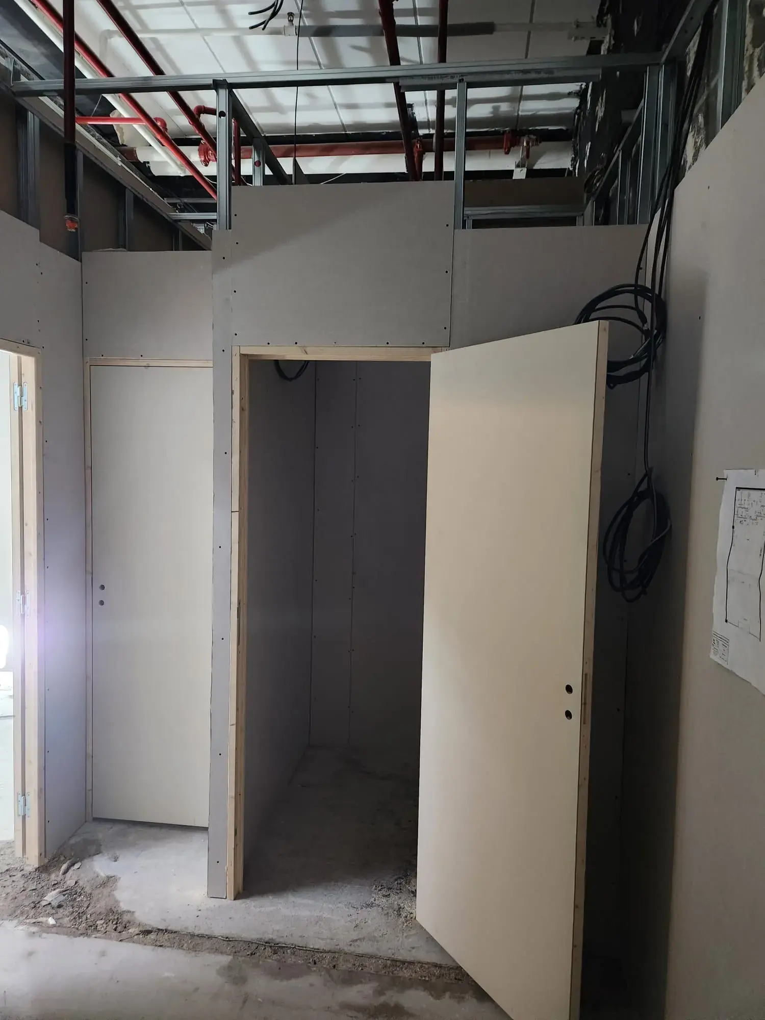 Rénovation de locaux, doublage, cloison et faux plafond